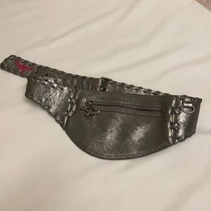 Free Bird by Steven Fanny Pack